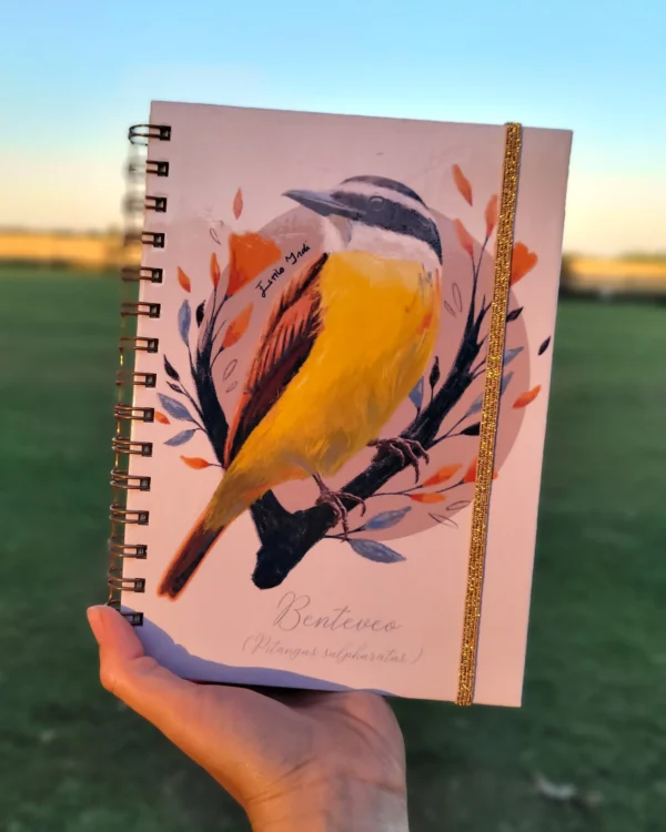 Agenda con ilustración de ave Benteveo diseño de autor de Dafne Aguilar Estilo Indi.